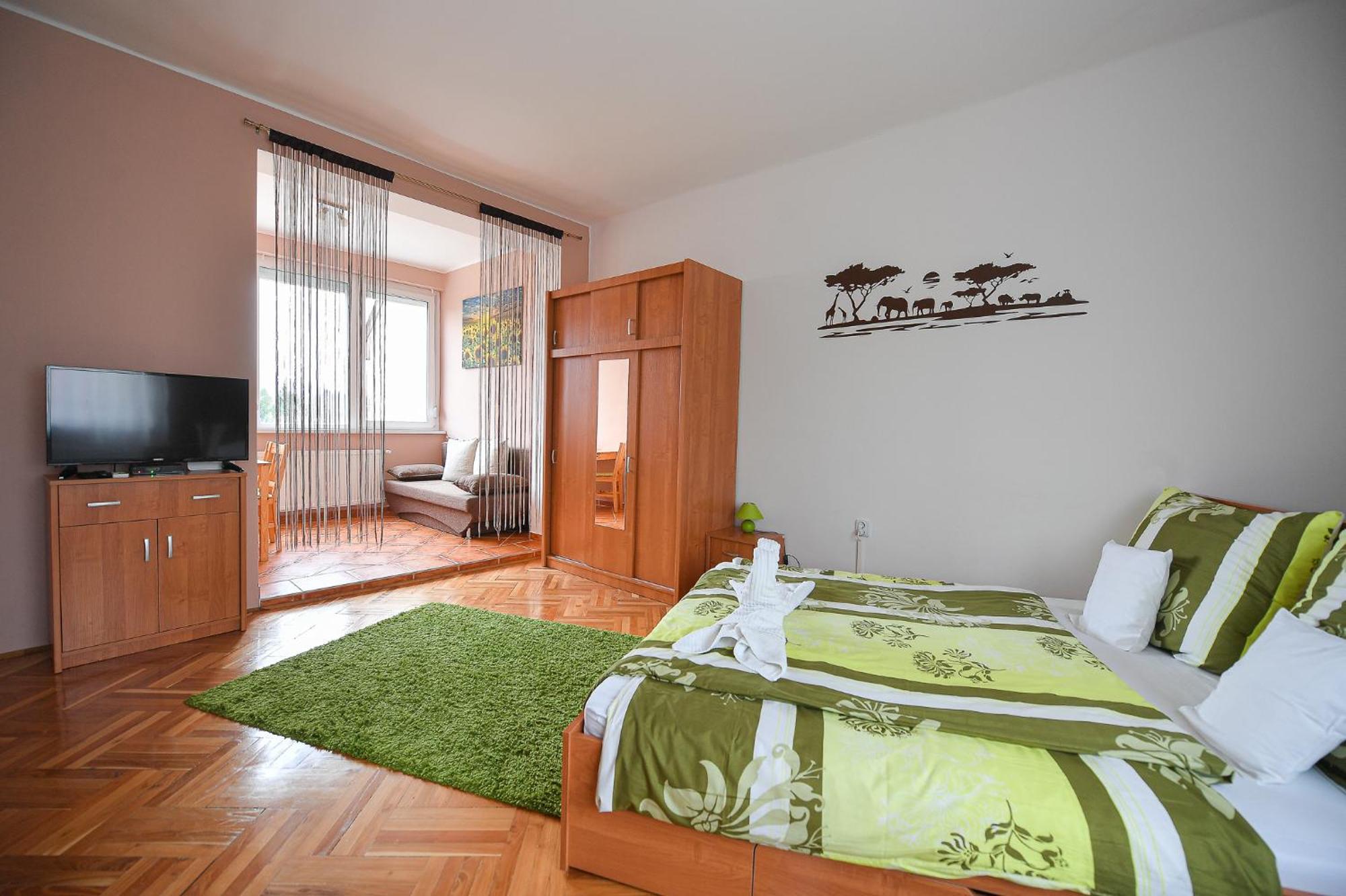 Kokusz Apartmanok Έγκερ Δωμάτιο φωτογραφία