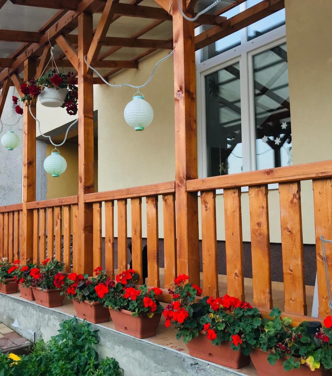 Kokusz Apartmanok Έγκερ Εξωτερικό φωτογραφία